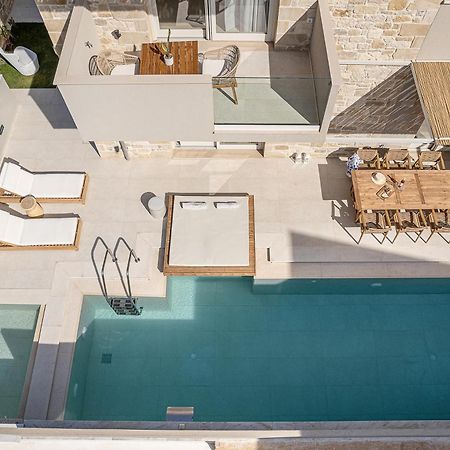 Pietra Di Sabbia Villas Palaiochora Exterior photo
